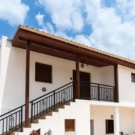Steni Traditional Paphos